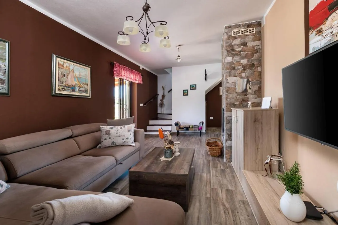 Villa Madonnina Manjadvorci Croatia