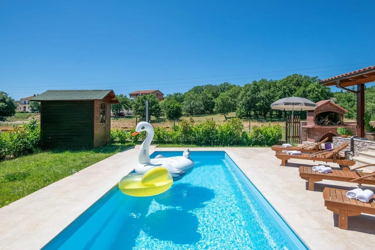 Villa Madonnina Manjadvorci Croatia